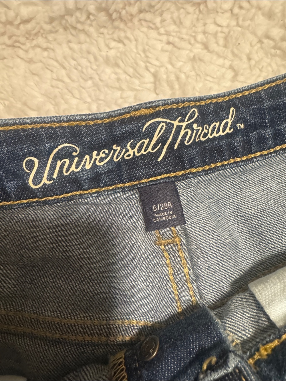 Universal Thread || High Rise Shortie (6/28R) - Picture 2 of 11